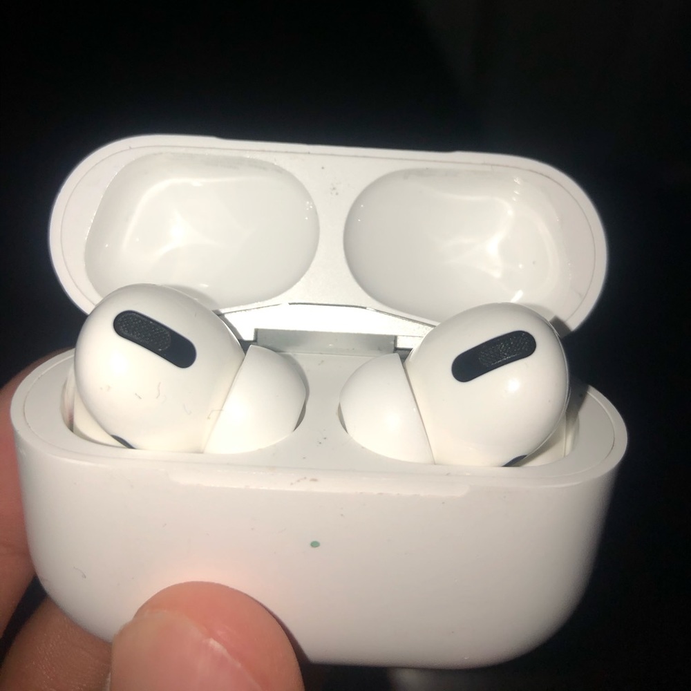AirPods pro